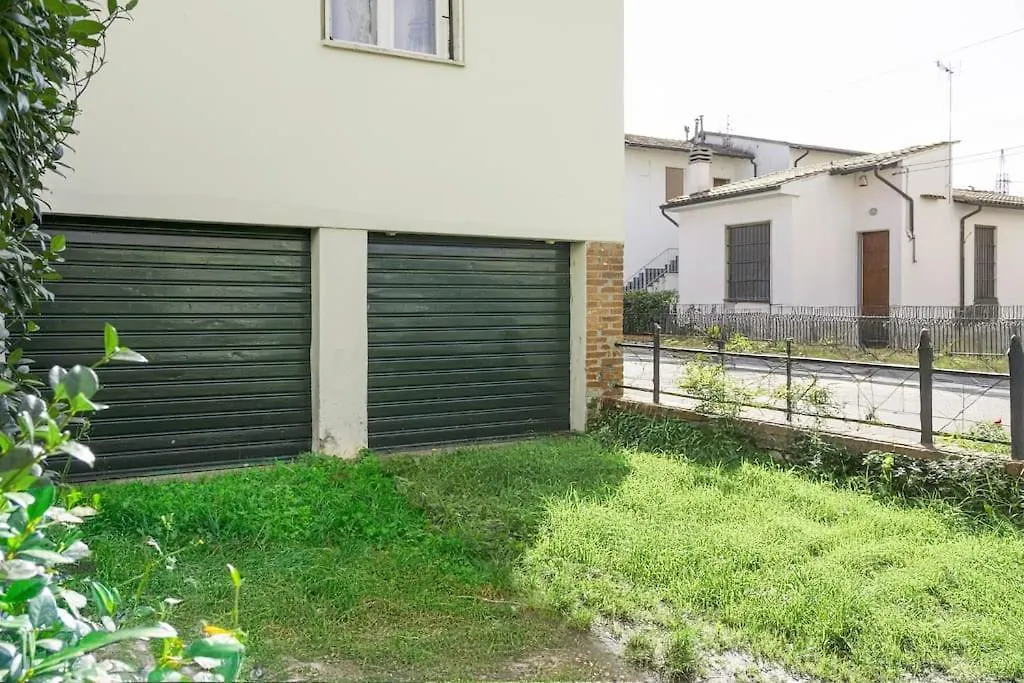 Giramondo - Pisa Train Station & Airport - Free Parking & Wifi Apartment
